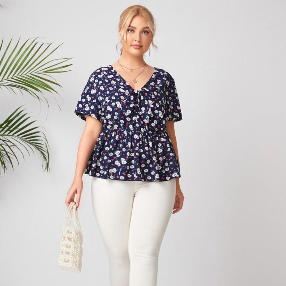 Plus Allover Floral Print Peplum Blouse - Picture 3 of 3
